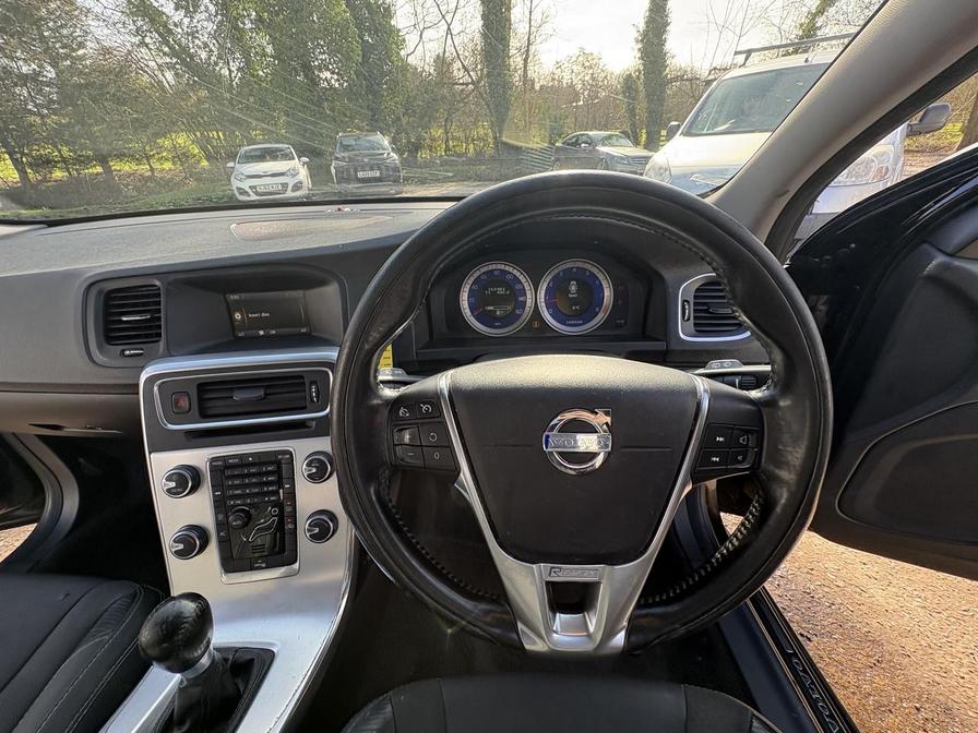 Used Volvo V60 2011 for sale - 77899116: Photo 17