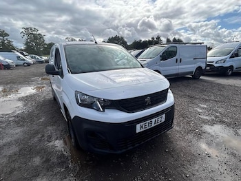 Used Peugeot Partner 2019 for sale - 75951010: Photo