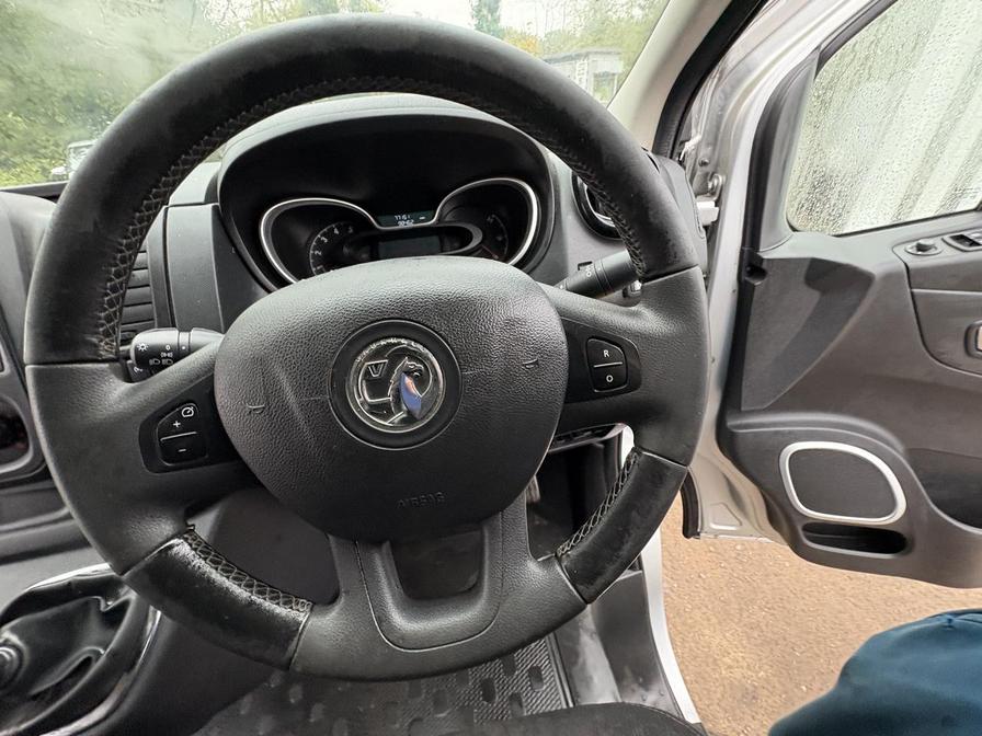Used Vauxhall Vivaro 2018 for sale - 76587381: Photo 10