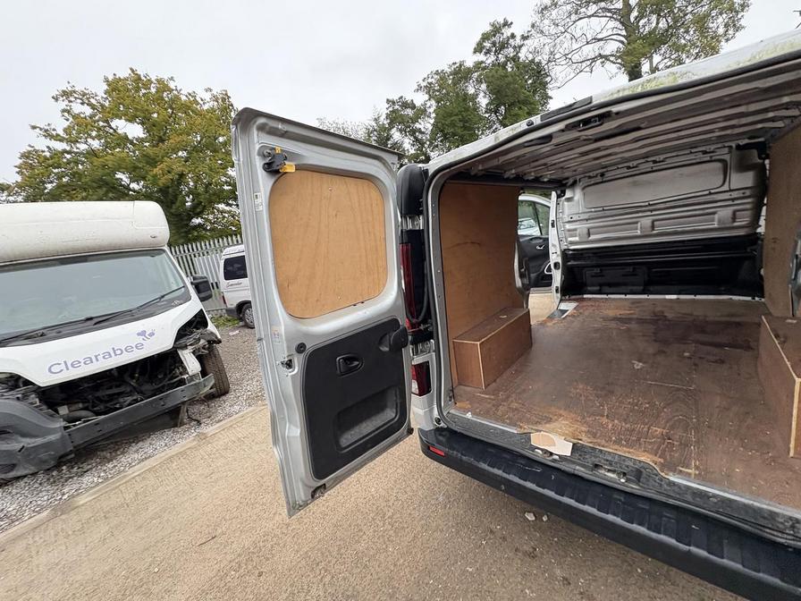 Used Vauxhall Vivaro 2018 for sale - 76587381: Photo 17