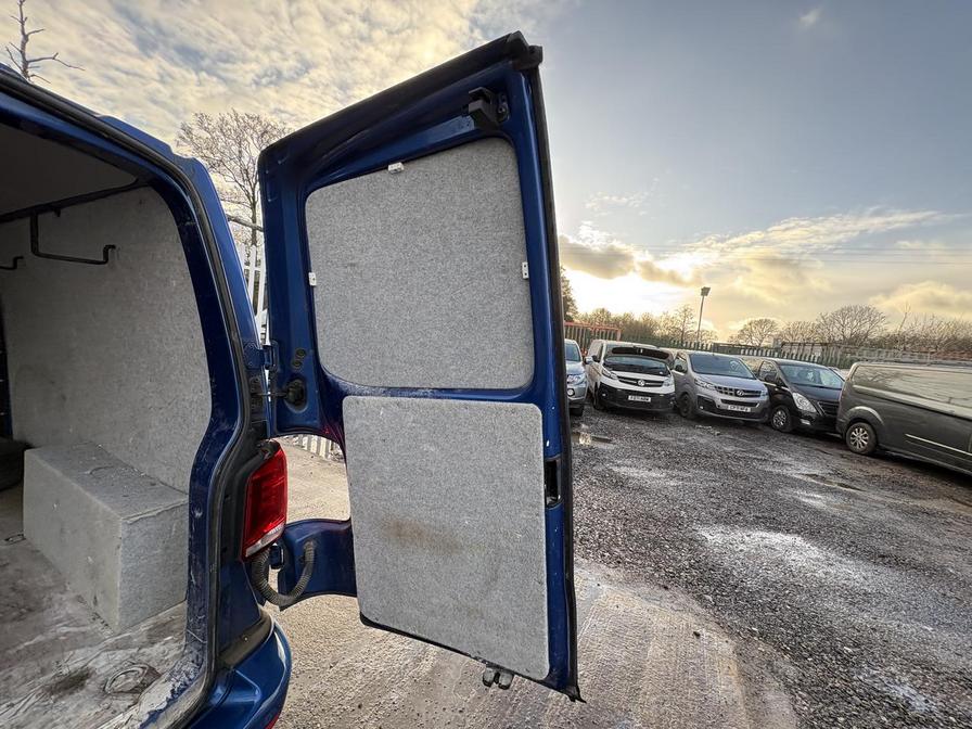 Used Volkswagen Transporter 2020 for sale - 76967241: Photo 8