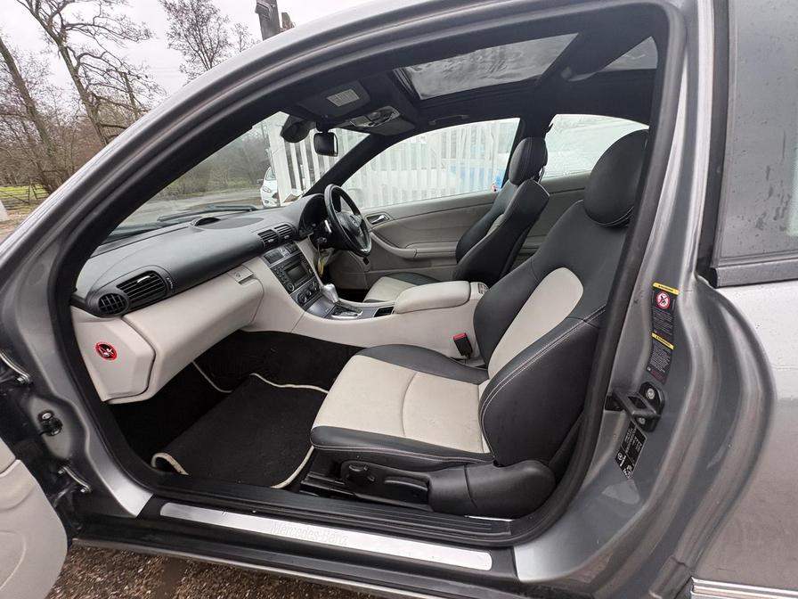 Used Mercedes-Benz CLC Class 2009 for sale - 77321543: Photo 17