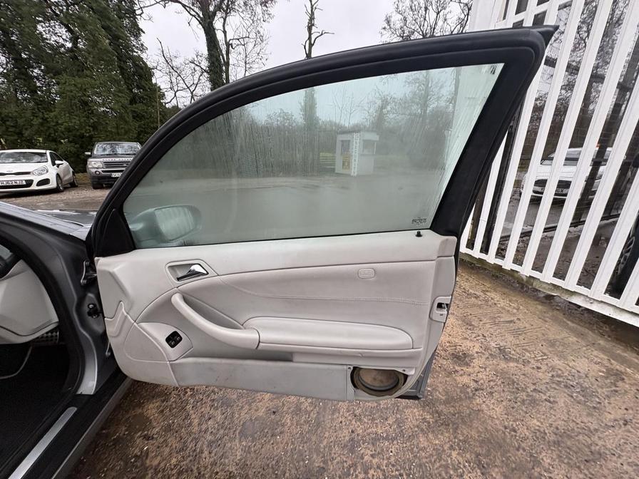 Used Mercedes-Benz CLC Class 2009 for sale - 77321543: Photo 9