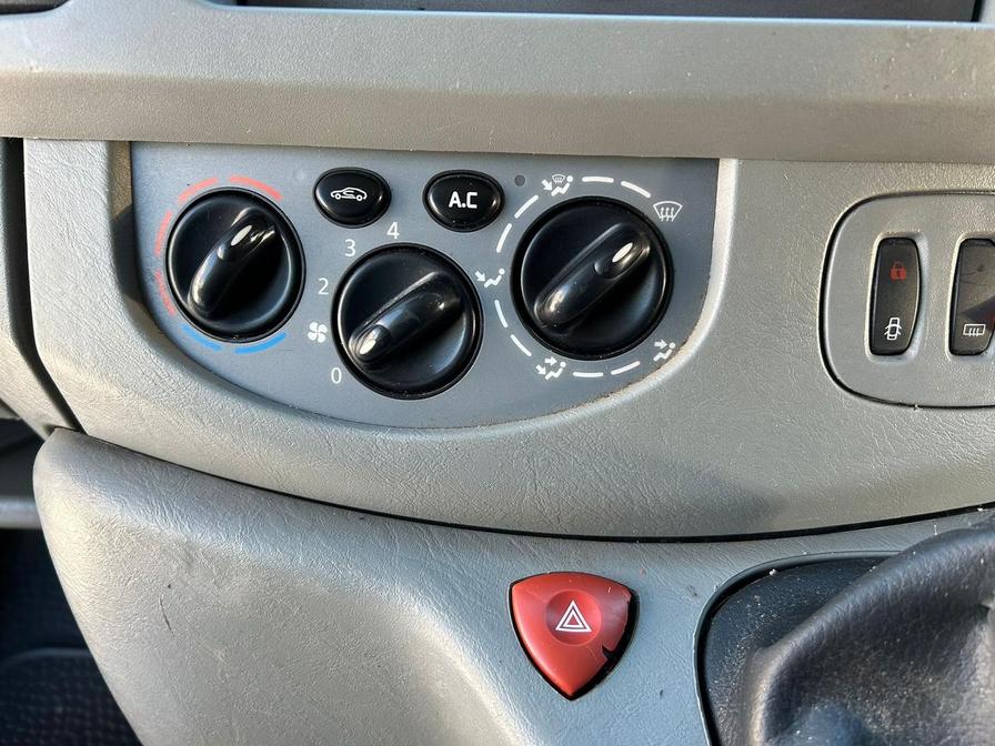 Used Vauxhall Vivaro 2008 for sale - 77112003: Photo 20