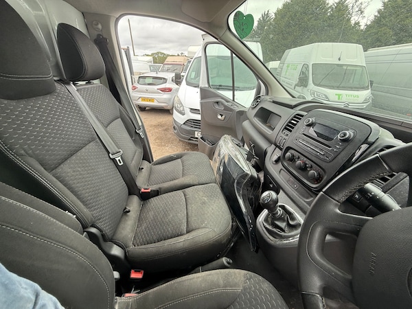 Used Vauxhall Vivaro 2017 for sale - 75073637: Photo 19