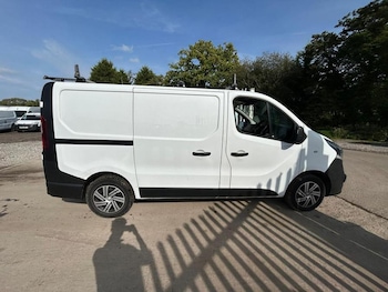 Used Vauxhall Vivaro 2017 for sale - 78463301: Photo