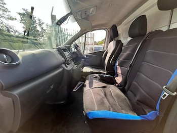 Used Vauxhall Vivaro 2017 for sale - 78463301: Photo