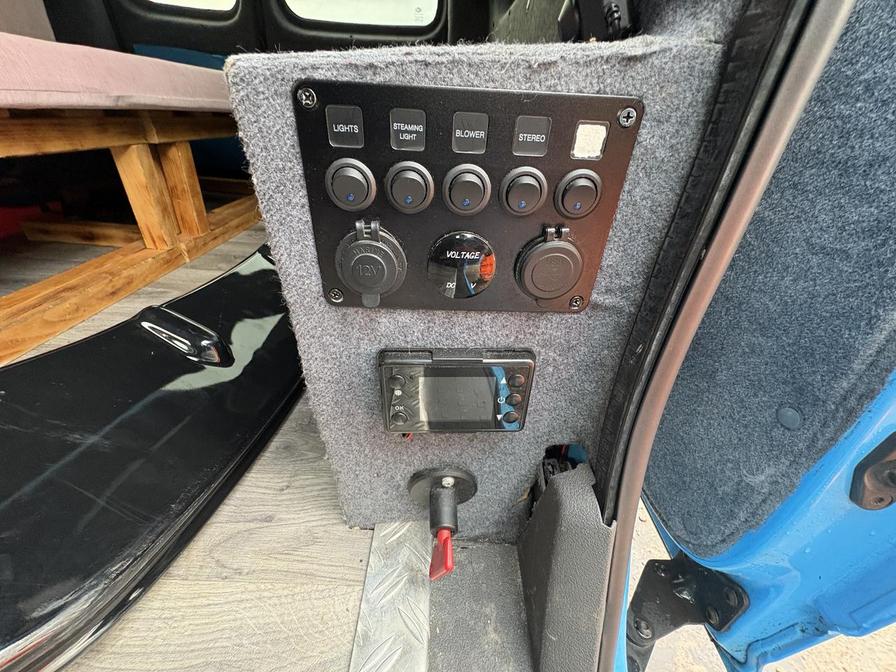 Used Volkswagen Caddy Maxi 2011 for sale - 77500055: Photo 14