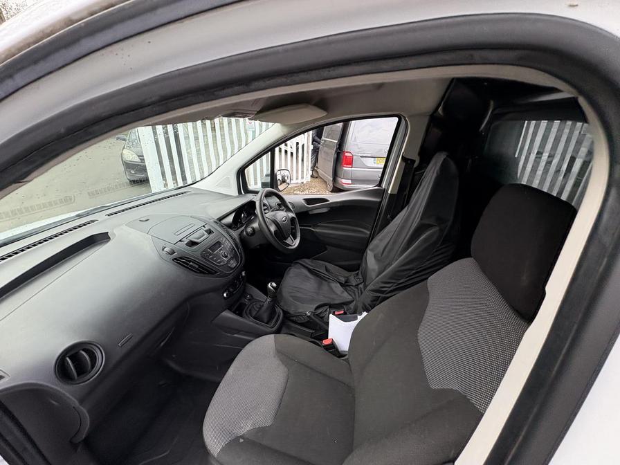 Used Ford Transit Courier 2017 for sale - 76475469: Photo 13