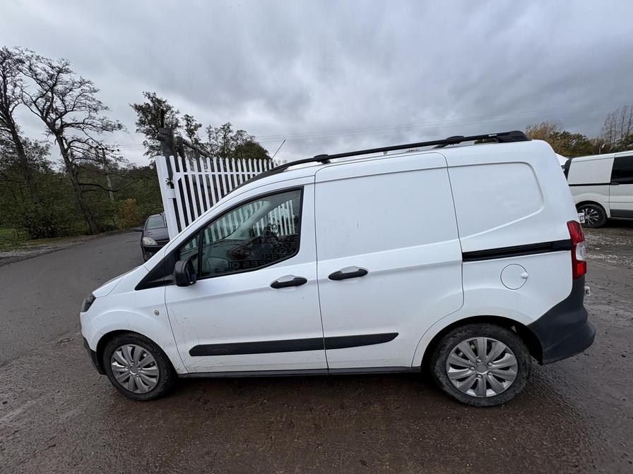 Used Ford Transit Courier 2017 for sale - 76475469: Photo 7