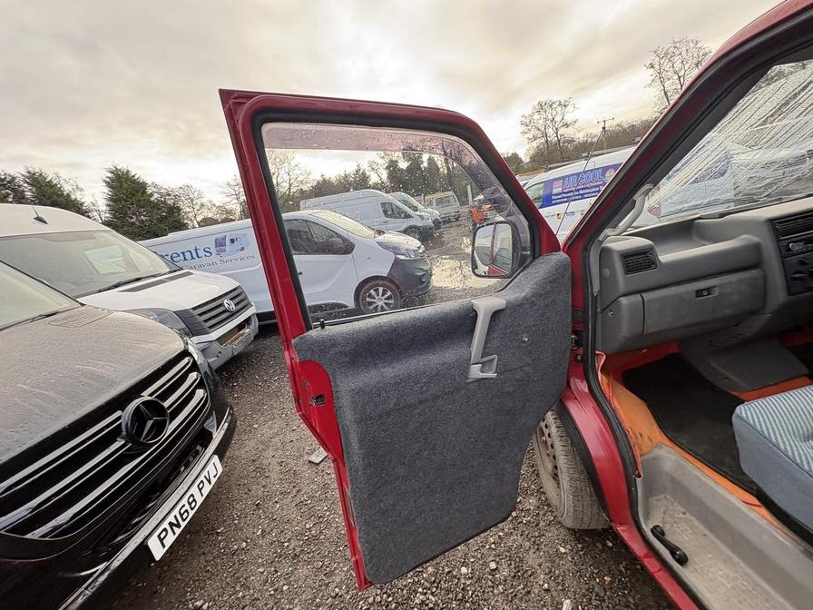 Used Volkswagen Caravelle 1998 for sale - 77932958: Photo 14