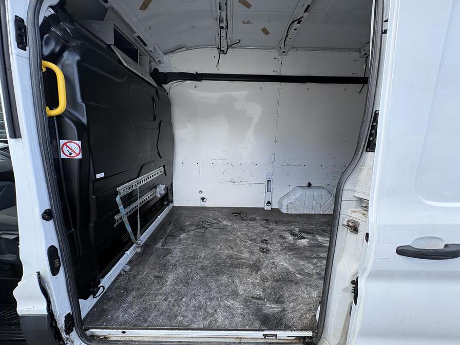 Used Ford Transit 2018 for sale - 77842205: Photo 21