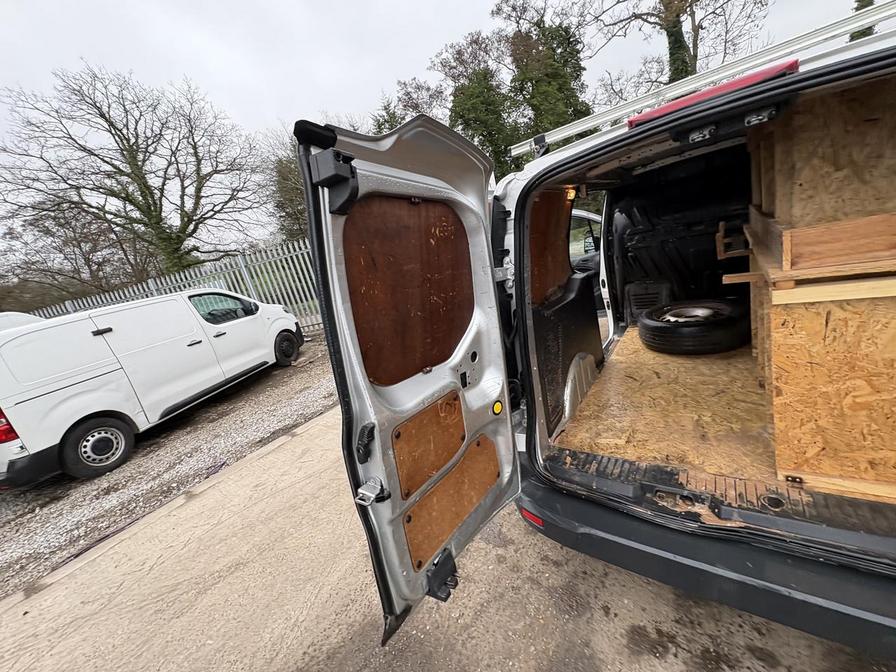 Used Ford Transit Connect 2014 for sale - 77800142: Photo 14