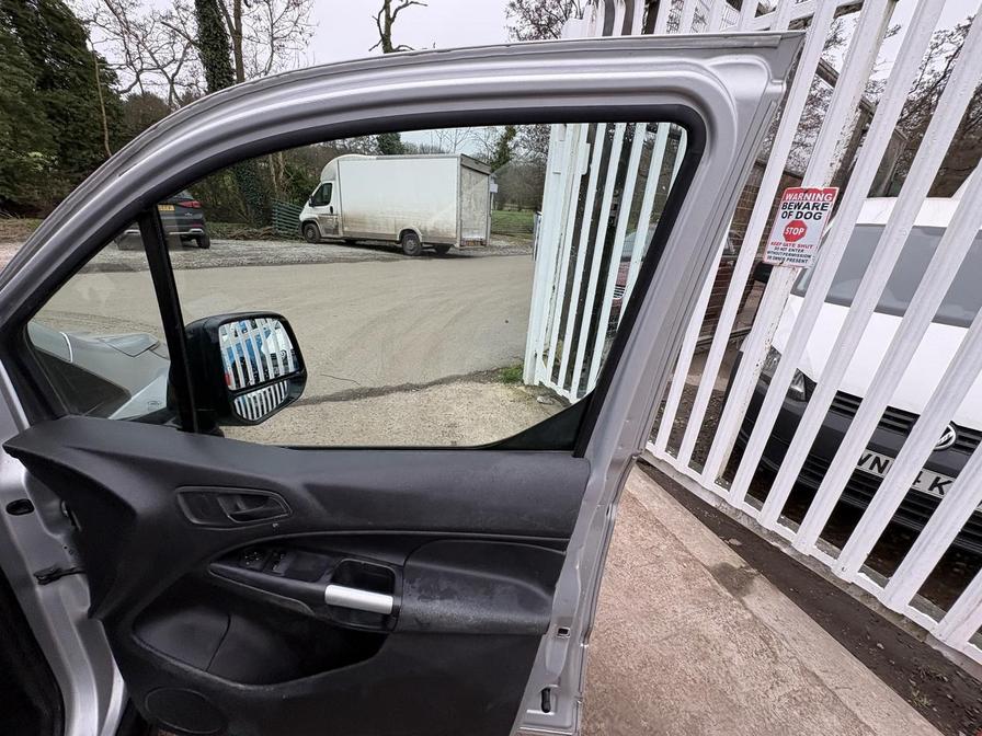 Used Ford Transit Connect 2014 for sale - 77800142: Photo 18