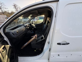 Used Citroen Berlingo 2017 for sale - 77661028: Photo