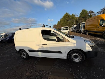 Used Citroen Berlingo 2017 for sale - 77661028: Photo