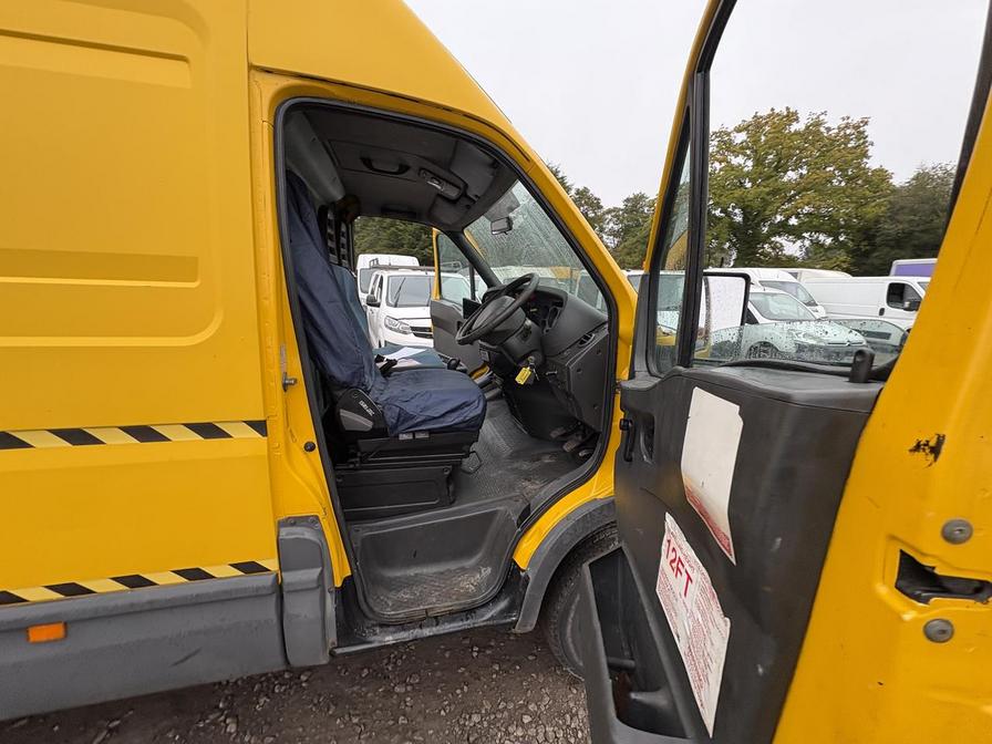 Used Iveco Daily 2001 for sale - 76587382: Photo 10