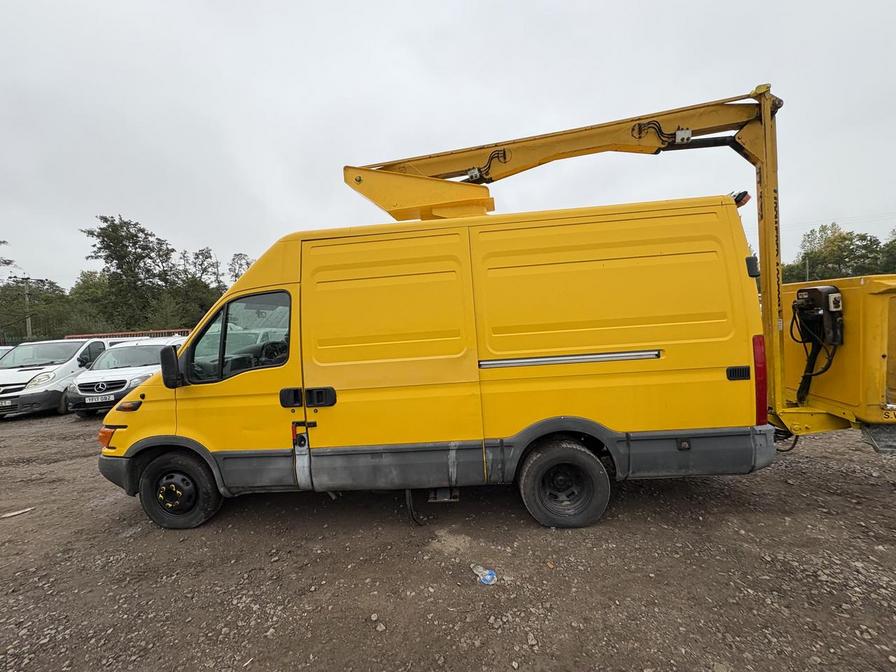 Used Iveco Daily 2001 for sale - 76587382: Photo 5