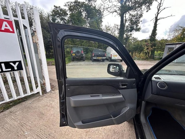 Used Mazda BT-50 2006 for sale - 76100197: Photo 6