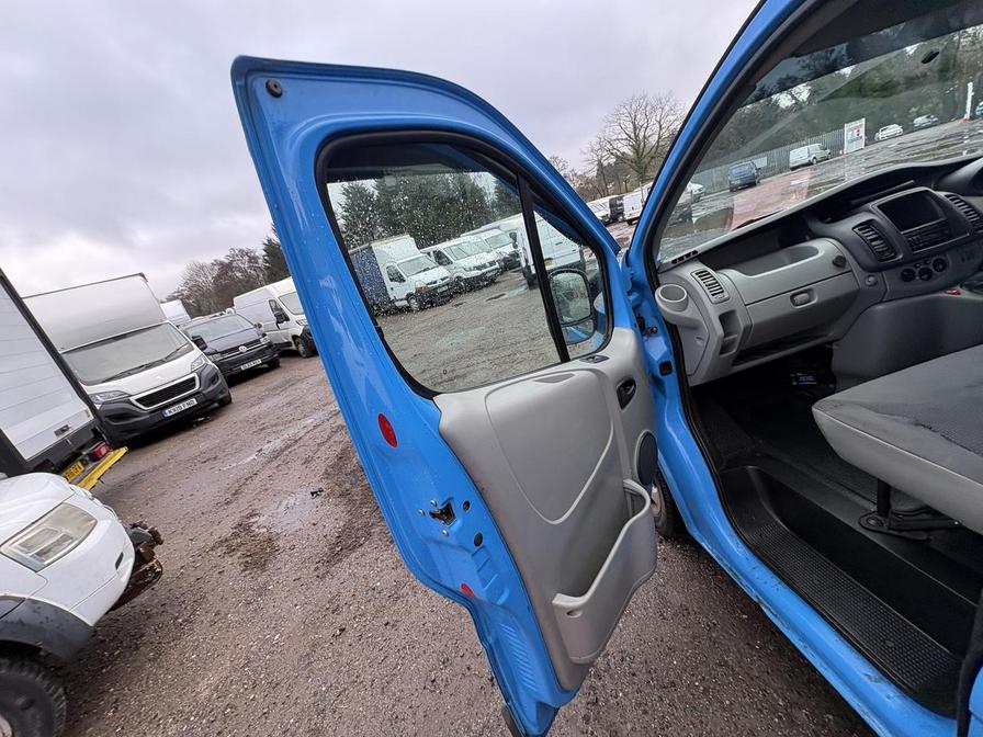 Used Vauxhall Vivaro 2010 for sale - 77514143: Photo 10