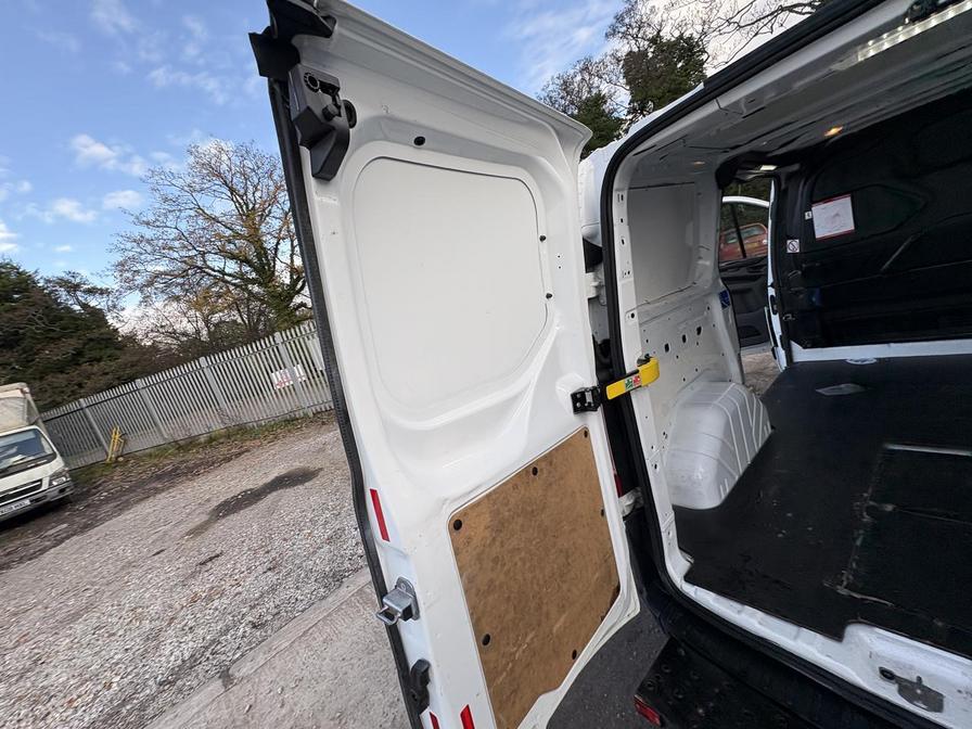 Used Ford Transit Custom 2018 for sale - 76636187: Photo 14