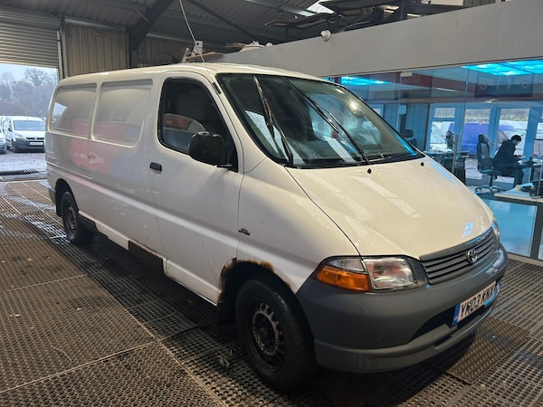 Used Toyota HiAce 2003 for sale - 73873129: Photo 1