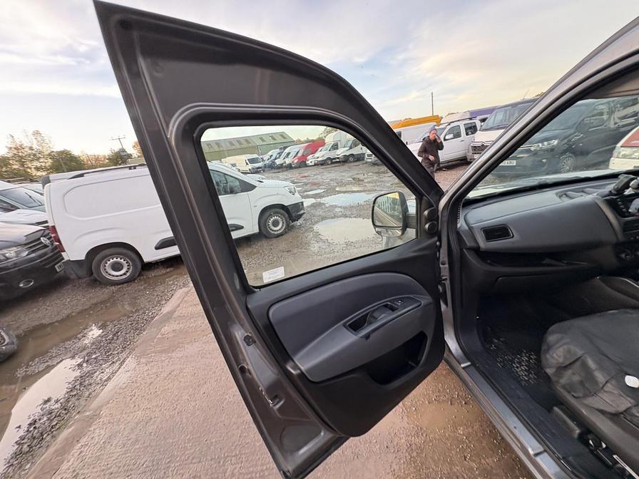 Used Fiat Doblo 2021 for sale - 76410921: Photo 5