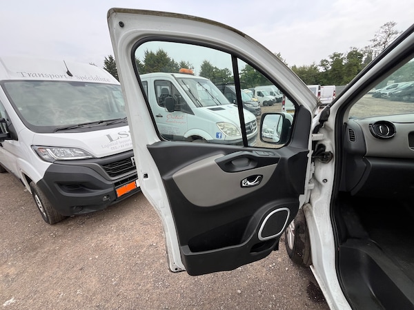 Used Renault Trafic 2018 for sale - 74922601: Photo 14