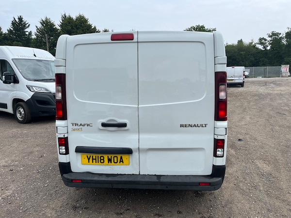 Used Renault Trafic 2018 for sale - 74922601: Photo 15
