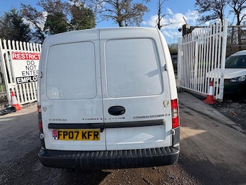 Used Vauxhall Combo 2007 for sale - 77932952: Photo