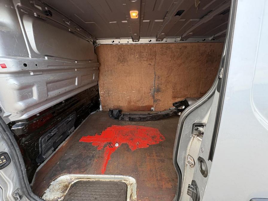 Used Vauxhall Vivaro 2017 for sale - 76978455: Photo 12