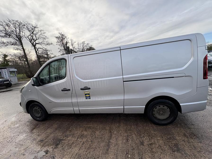 Used Vauxhall Vivaro 2017 for sale - 76978455: Photo 9