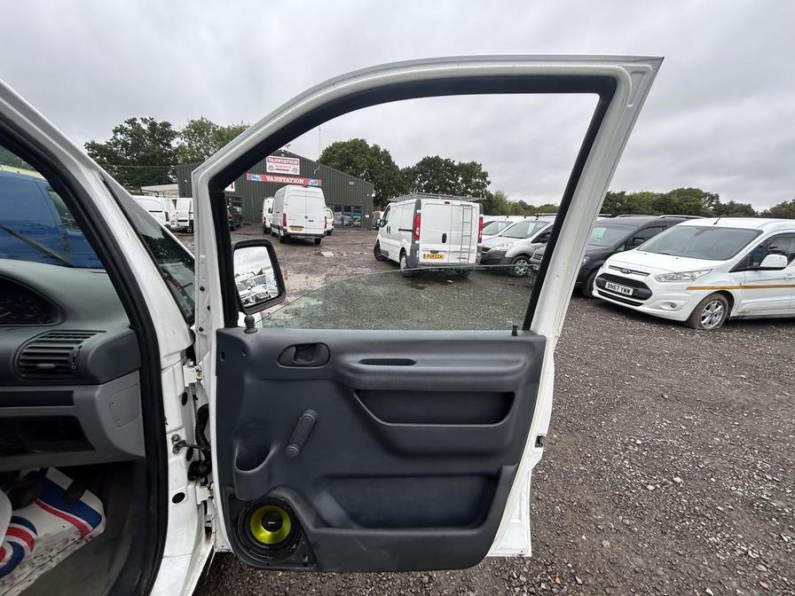 Used Peugeot Expert 2007 for sale - 75993146: Photo 17