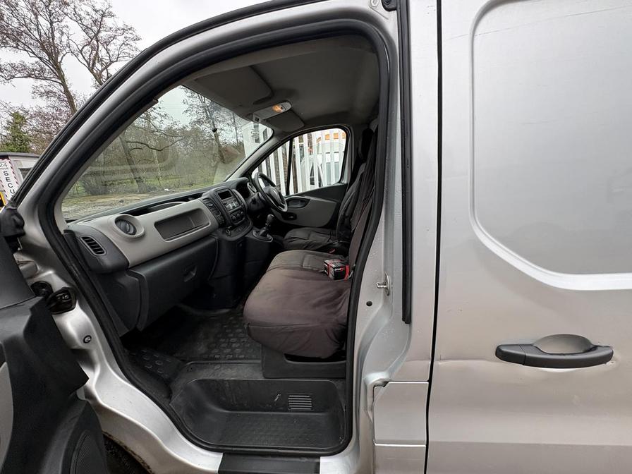 Used Renault Trafic 2017 for sale - 77810715: Photo 7