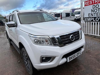 Used Nissan Navara 2016 for sale - 76754893: Photo