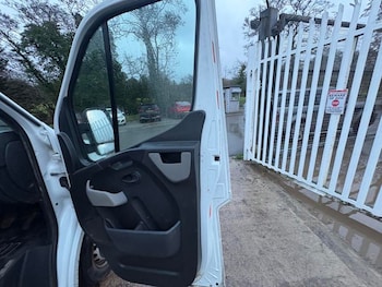 Used Nissan NV400 2016 for sale - 77068143: Photo