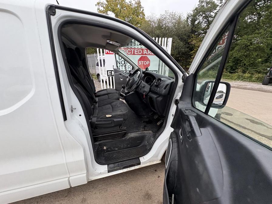 Used Vauxhall Vivaro 2017 for sale - 76731992: Photo 14