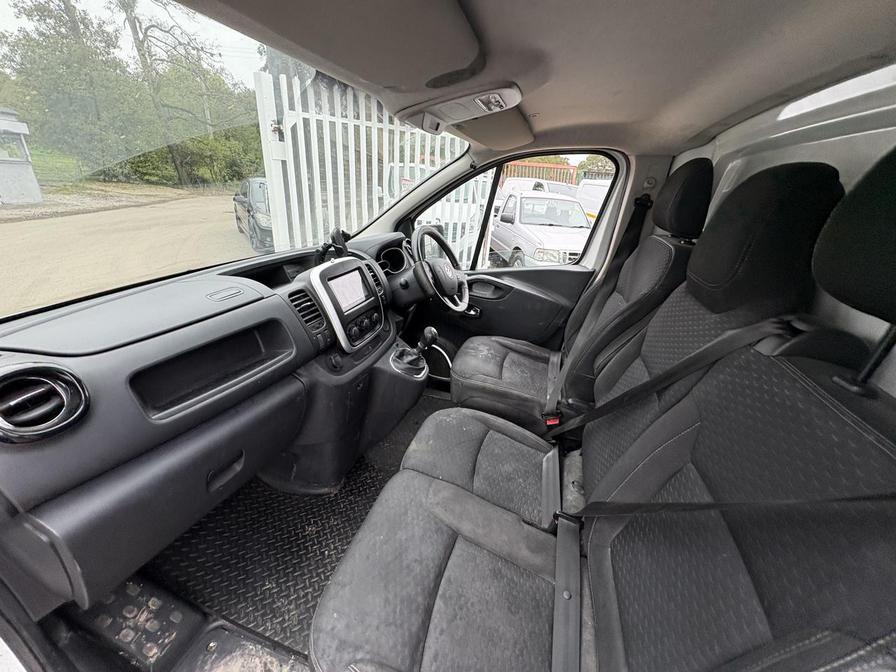 Used Vauxhall Vivaro 2017 for sale - 76731992: Photo 18