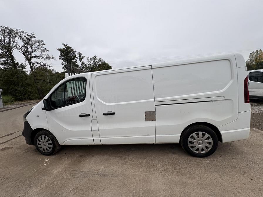 Used Vauxhall Vivaro 2017 for sale - 76731992: Photo 3
