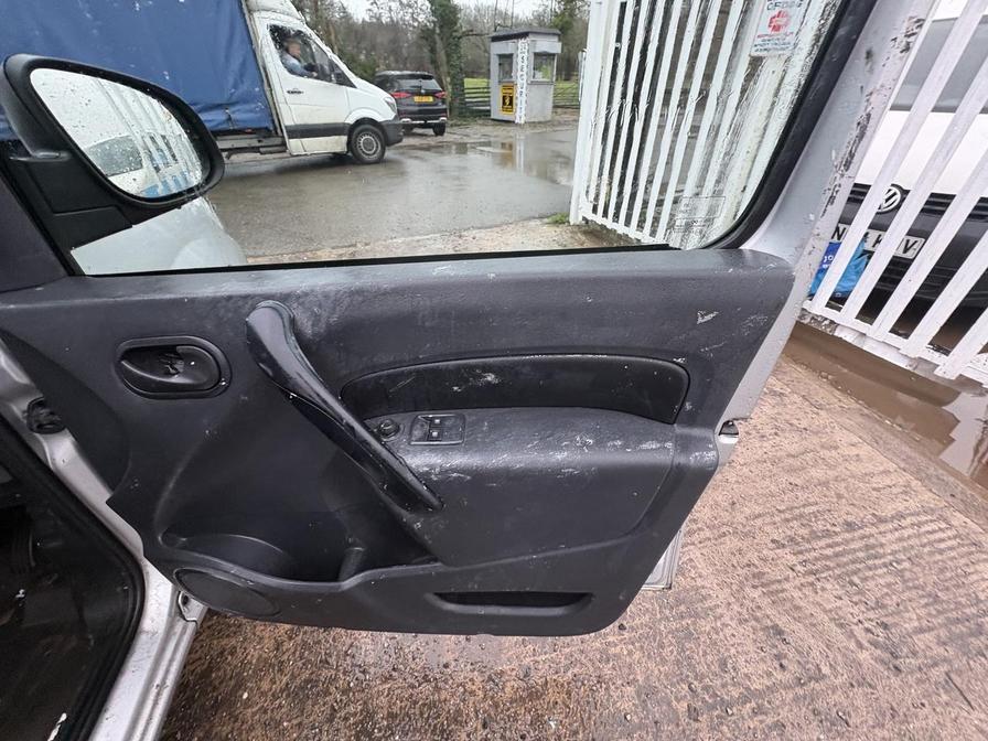 Used Renault Kangoo 2019 for sale - 77321531: Photo 6