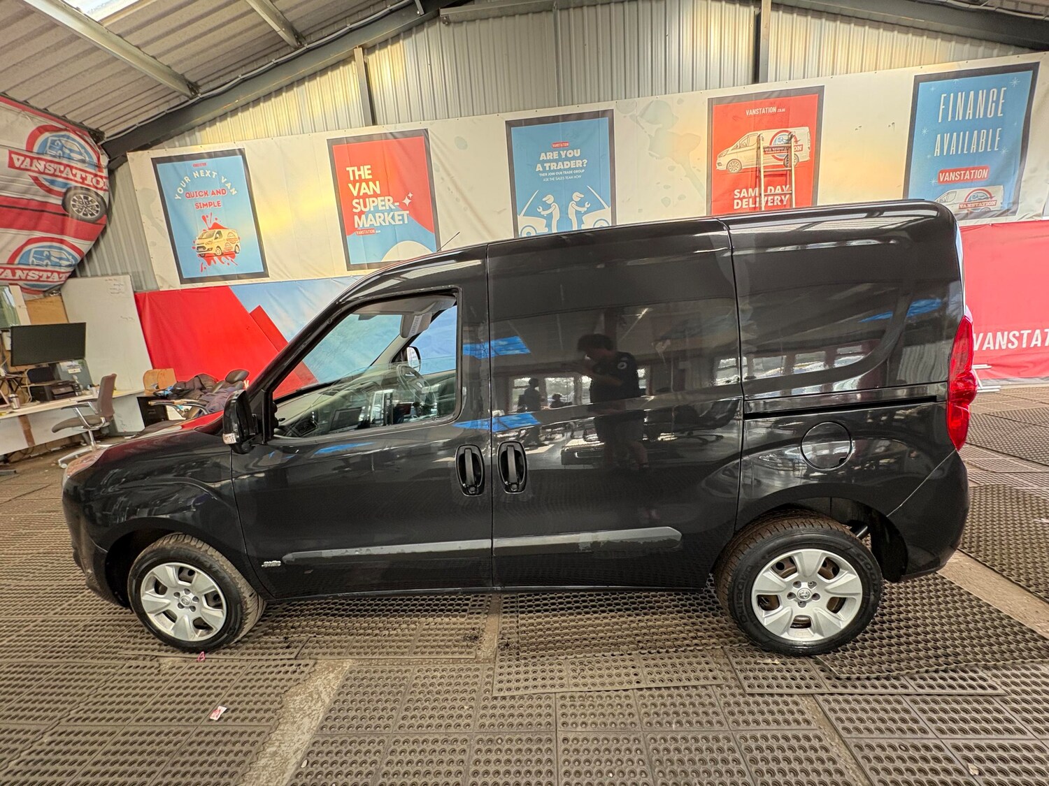 Vehicle 21