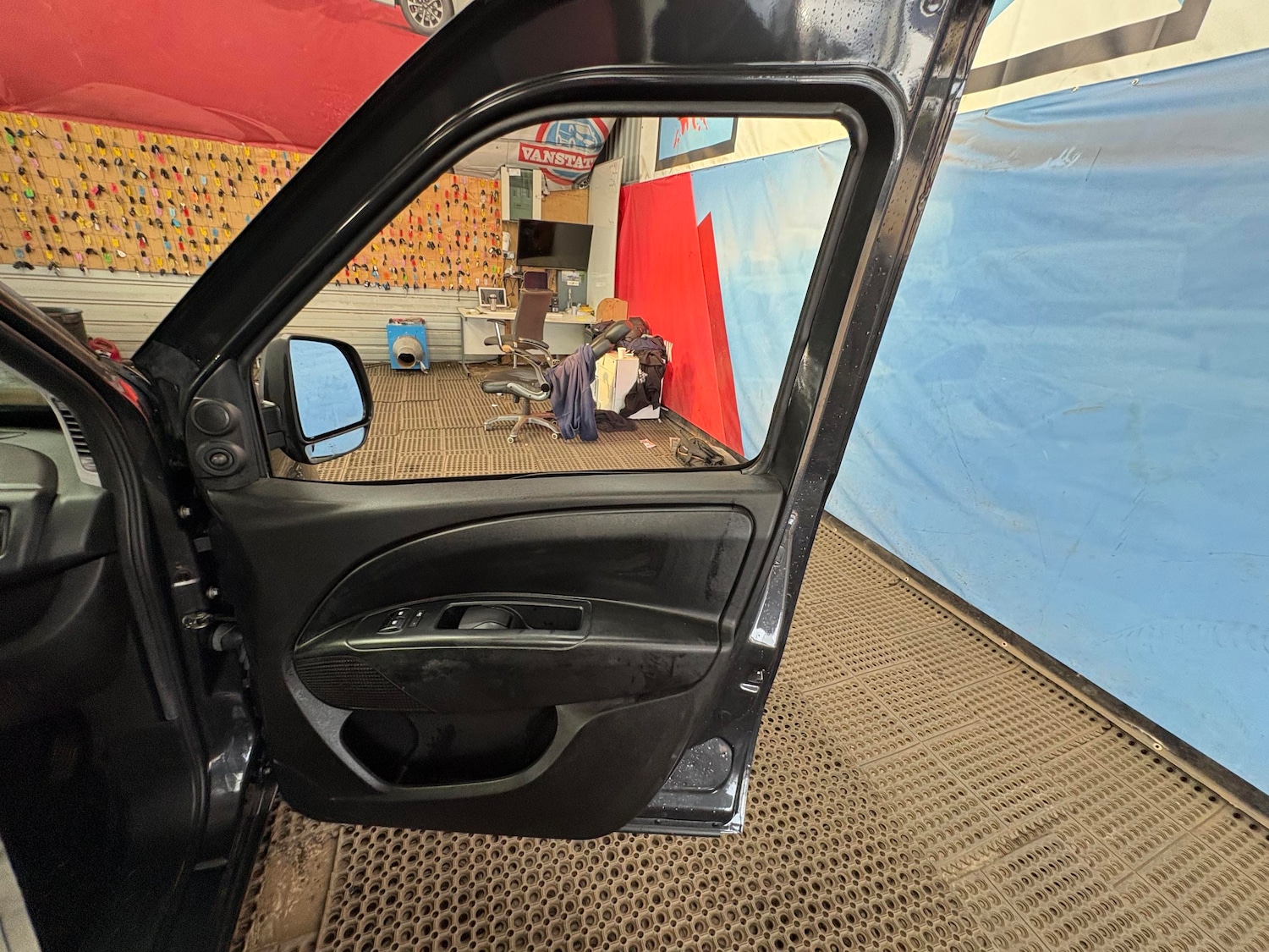 Vehicle 22