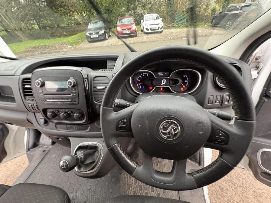 Used Vauxhall Vivaro 2017 for sale - 78146126: Photo 18