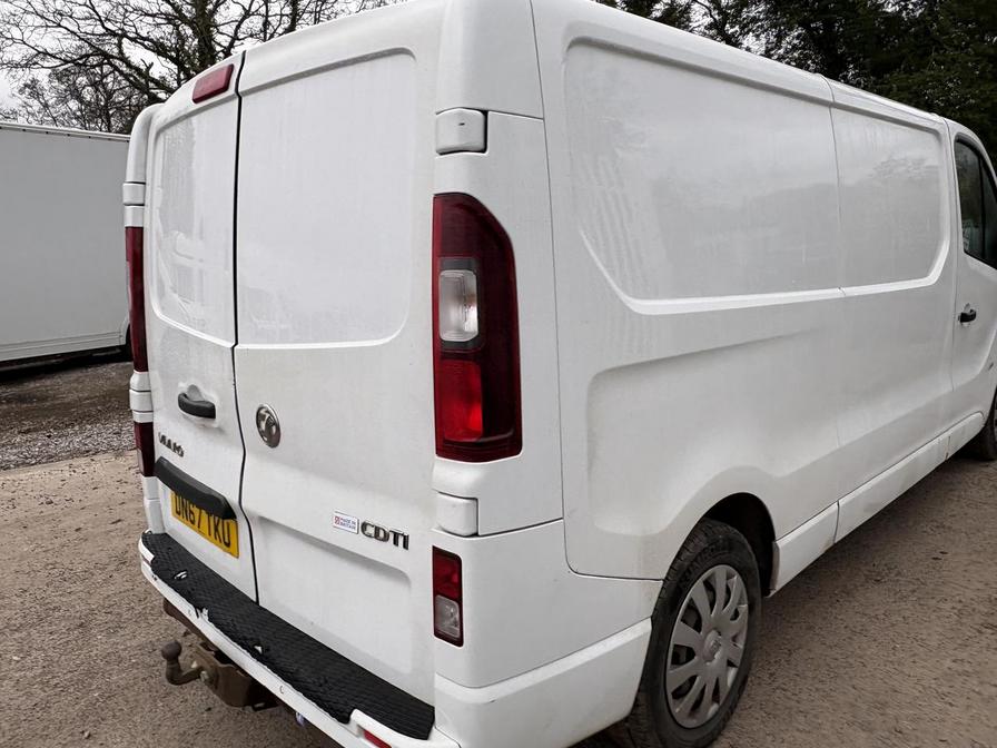 Used Vauxhall Vivaro 2017 for sale - 78146126: Photo 2