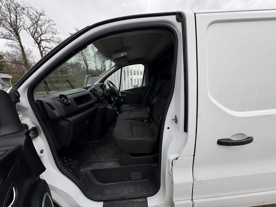 Used Vauxhall Vivaro 2017 for sale - 78146126: Photo 7