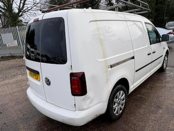 Used Volkswagen Caddy Maxi 2011 for sale - 77239713: Photo