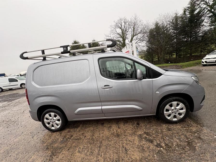 Used Vauxhall Combo for sale - 77770654: Photo 2