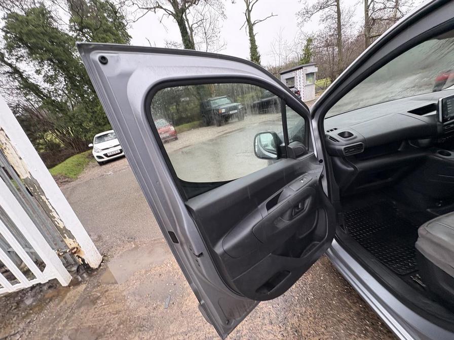 Used Vauxhall Combo for sale - 77770654: Photo 5