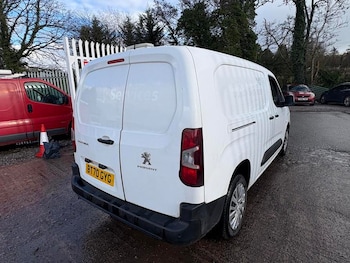 Used Peugeot Partner 2021 for sale - 77526675: Photo