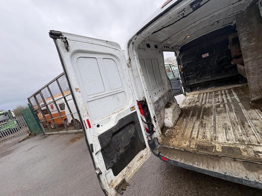 Used Ford Transit 2015 for sale - 77740749: Photo 15